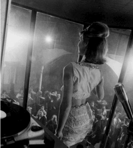 Joanie Labine dancing for the crowd below