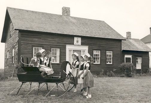 La Vielle Maison, Meteghan, N.S., one of the oldest Acadian houses on the 'French Shore' (Nova Scotia Archives)