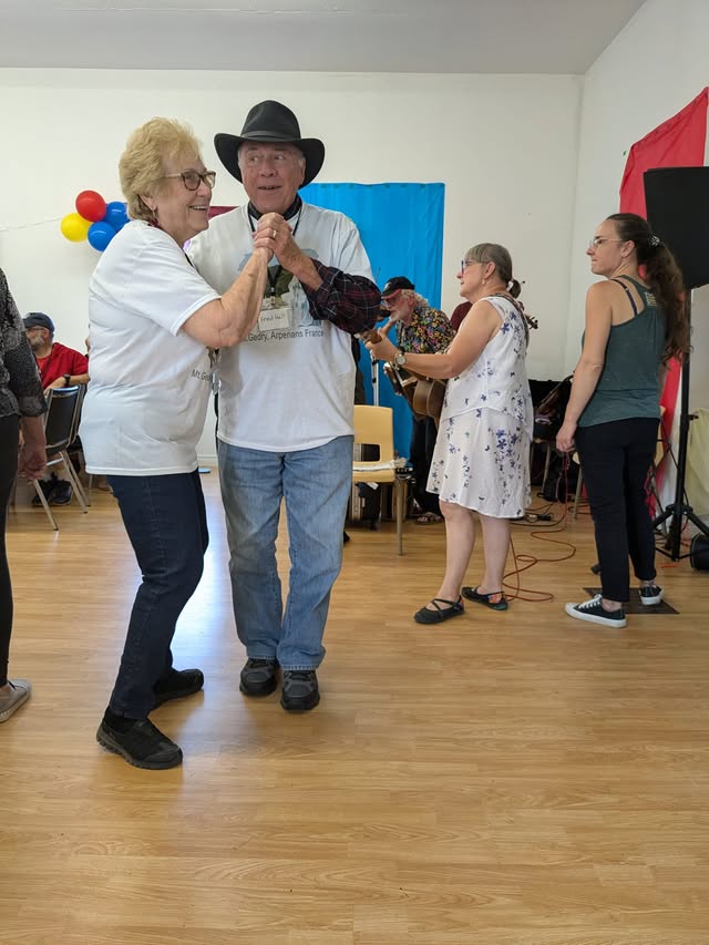 Dancing to Bal de Maison