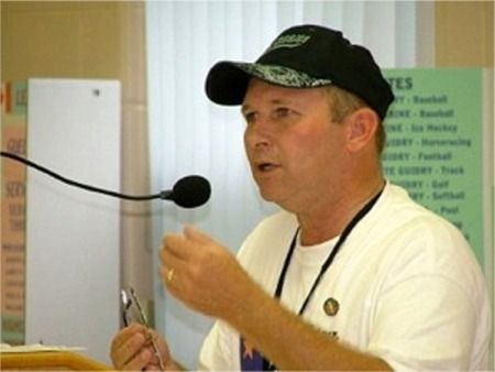Marty Guidry discussing a bit of Guedry family history at the Reunion.